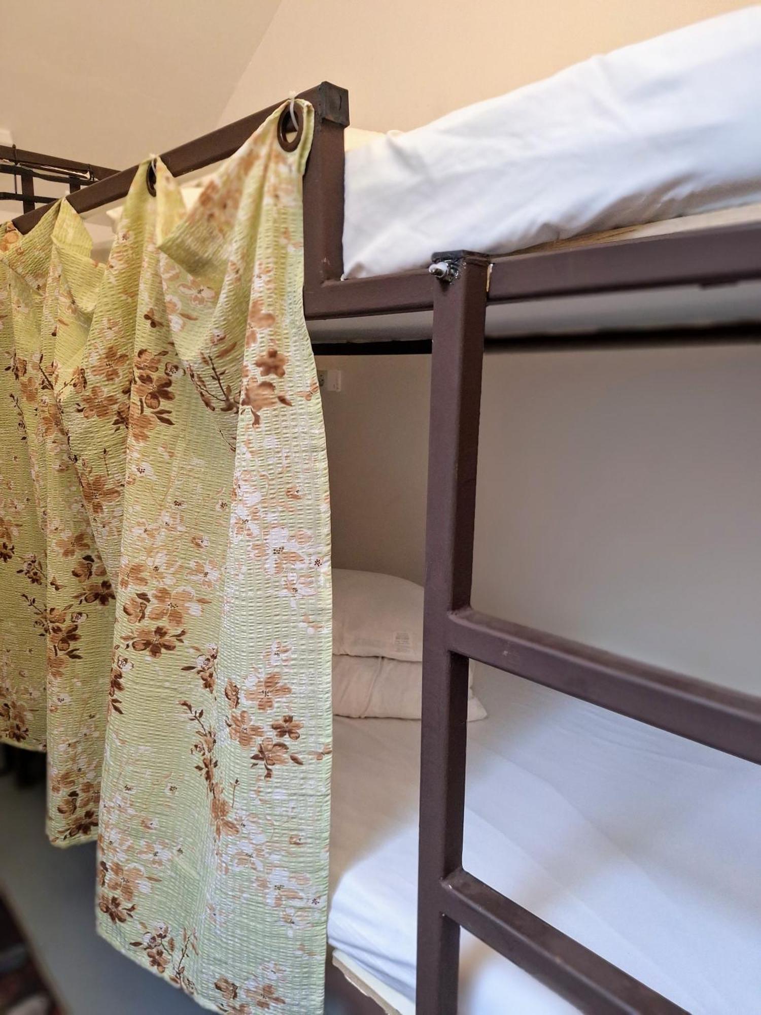Downtown Hostel Brasov Bagian luar foto