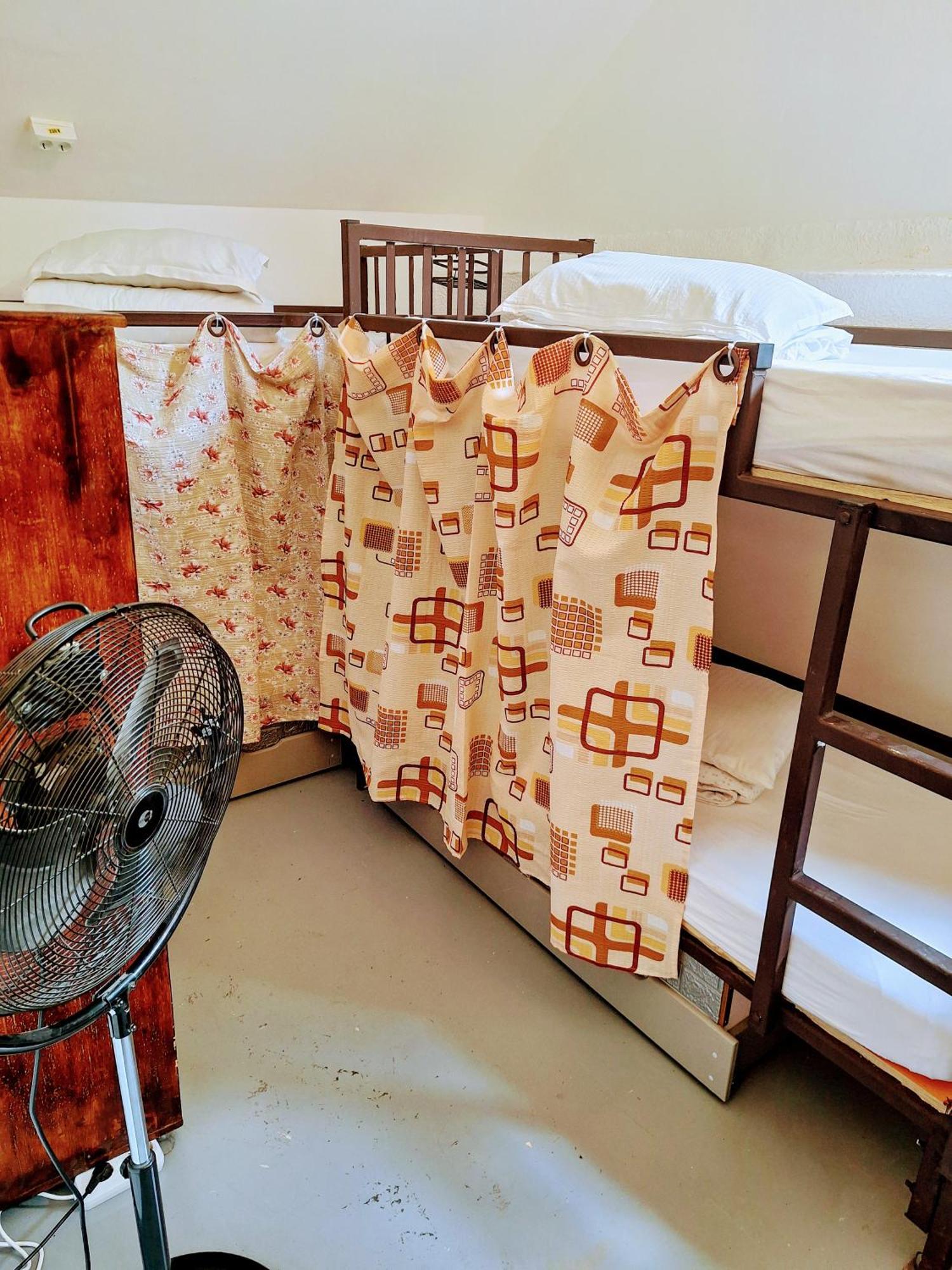Downtown Hostel Brasov Bagian luar foto