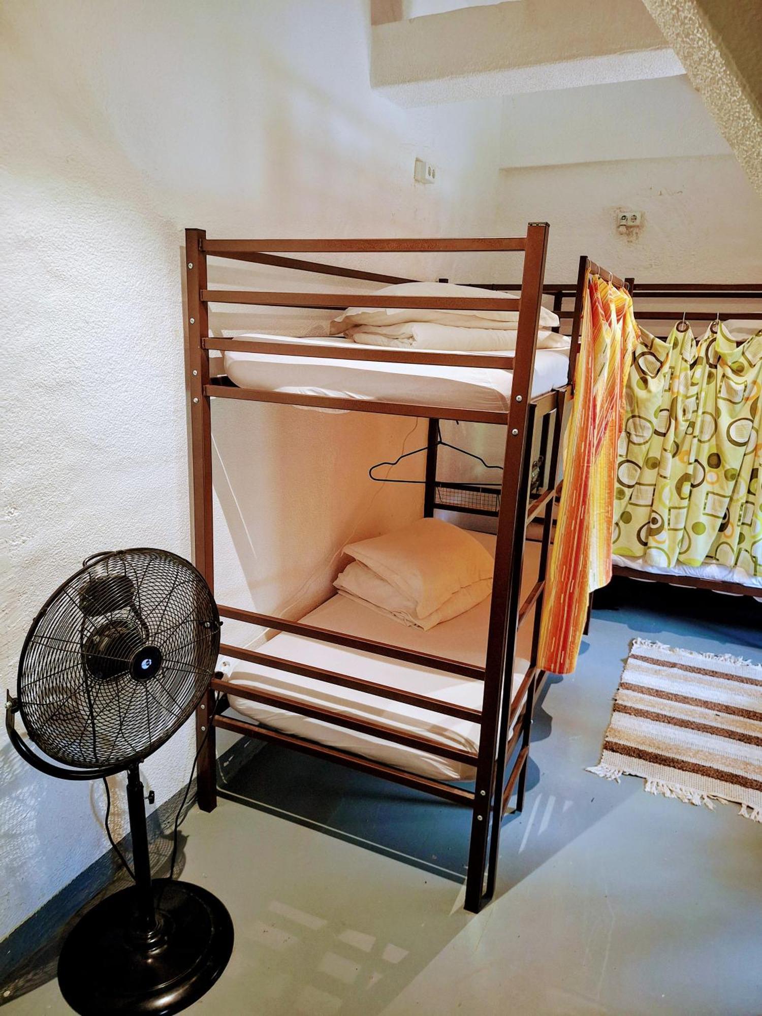 Downtown Hostel Brasov Bagian luar foto